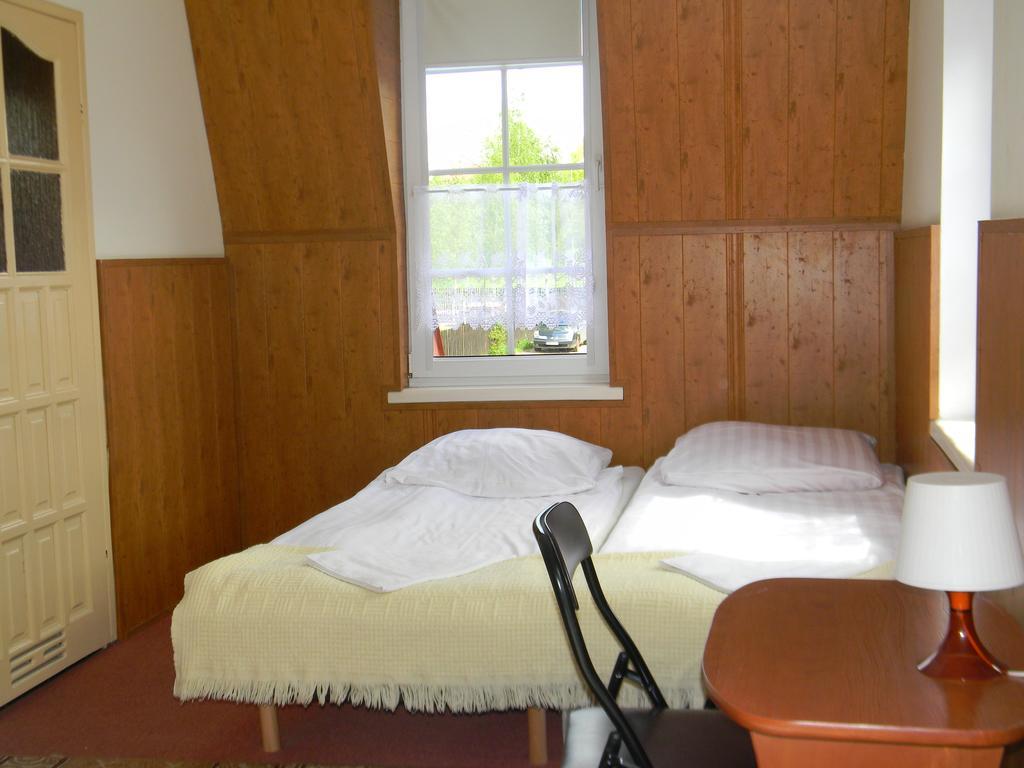 Prohibicja Peter'S Pub Motel Mikolajki  Room photo